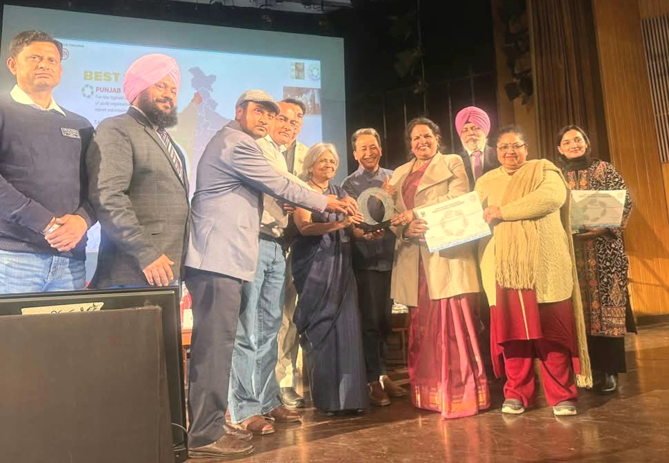 Green School Program: Hoshiarpur gets 'Best Green District' Award from across the country